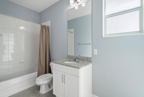 364 Saginaw Ave, Fort Pierce FL  34953-5988 exterior