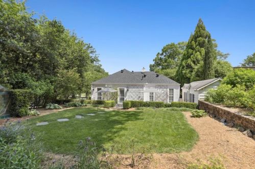 332 Golfview Rd, Atlanta GA 30309-1214 exterior