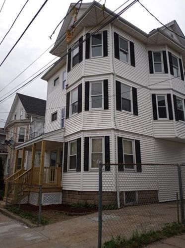 52 Priscilla Ave, Providence, RI 02909-3052