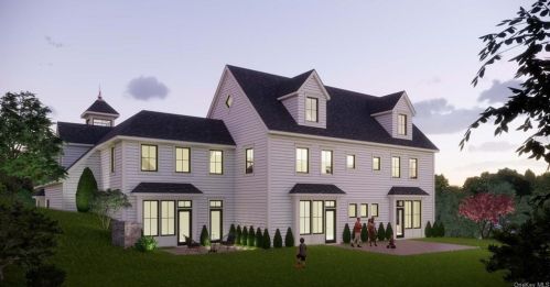 34 Creemer Rd, Armonk NY 10504-2402 exterior