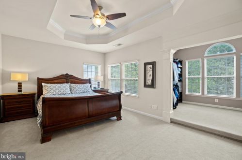 6802 Morning Brk Ter, Alexandria VA 22315-6117 exterior