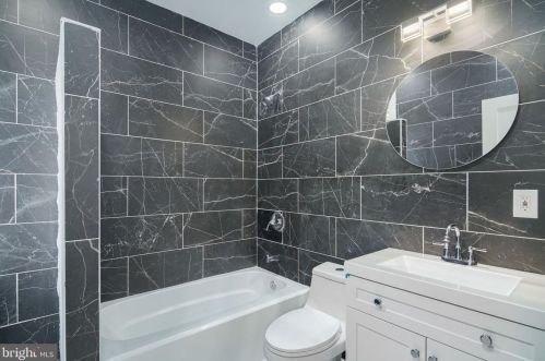 2238 17th St, Philadelphia PA  19132-4403 exterior