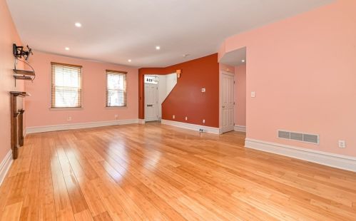 614 Avery St, Pittsburgh PA 15212-5602 exterior