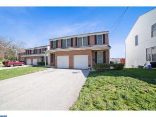 270 Osborn St, Philadelphia, PA 19128-3723