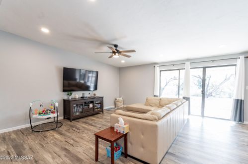 1959 Omar Dr, Tucson AZ  85704-1242 exterior