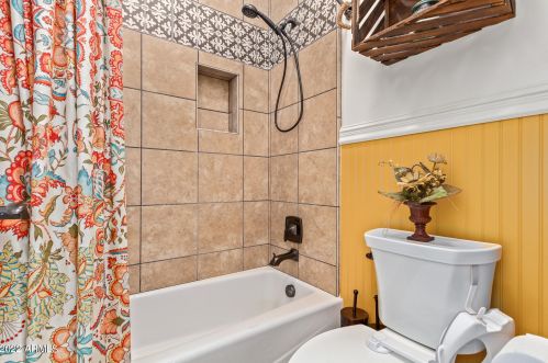 5310 2nd St, Phoenix AZ 85085-7756 exterior