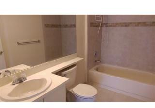 457 Northam Dr, New Brunswick NJ  08902-4242 exterior