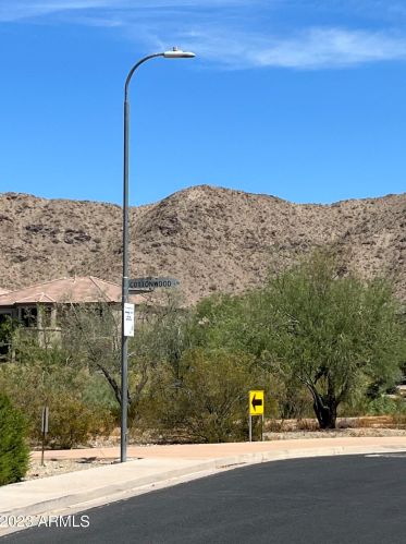 16816 27th Ln, Phoenix AZ  85045-2212 exterior