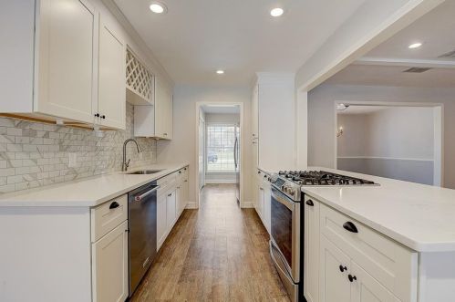 3316 Arawak Pl, Dallas TX 75234-2201 exterior