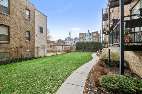 3429 Shakespeare Ave, Chicago IL  60647-3521 exterior