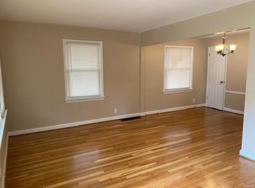 1301 Odessa Dr, Saint Louis MO  63137-2033 exterior