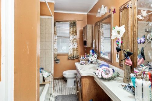 6 8 St, New Brunswick NJ 08902-4534 exterior