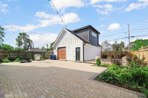 232 19 Ave, Broadview IL 60153-1723 exterior