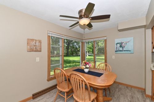 1423 Oconomowoc Ave, Watertown WI 53094-5220 exterior