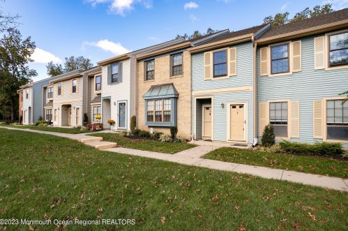 26 Wyndham Pl, Trenton, NJ 08691-3121