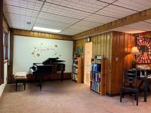 127 Marshall Ave, Pittsburgh PA 15214-2851 exterior