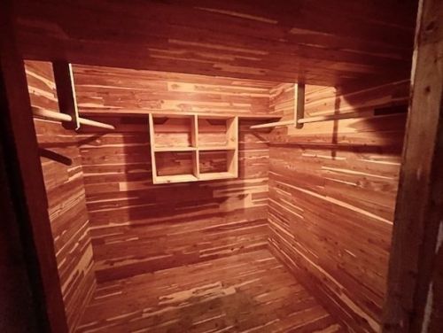 52 Laurel Ln, Springfield MA  01106-2004 exterior