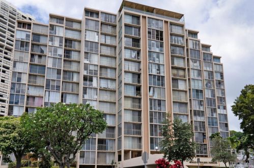 1702 Kewalo St, Honolulu HI 96822-3081 exterior