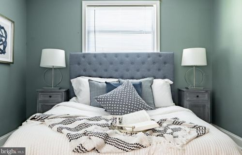 827 28th St, Philadelphia PA  19130-1724 exterior