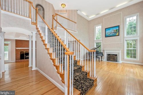 17531 Applewood Pl, Rockville MD 20855-1559 exterior