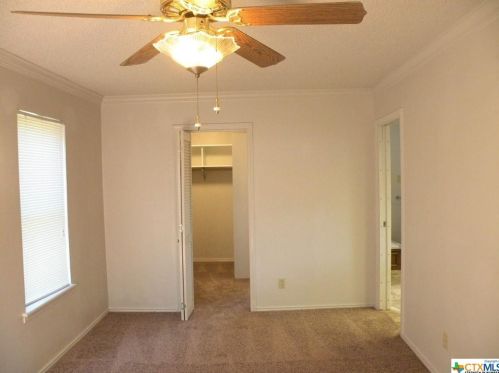 13911 Hunters Hawk St, San Antonio TX 78230-5405 exterior