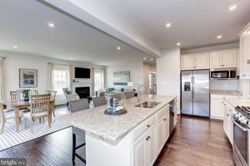 1220 Beck Ml Rd, Hanover PA 17331-9752 exterior