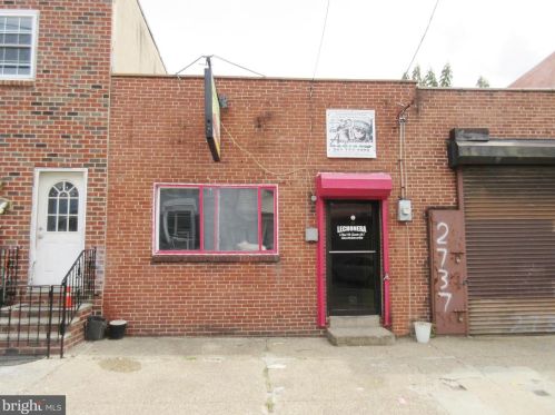 2739 Howard St, Philadelphia, PA 19133-4113