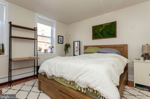 836 Bainbridge St, Philadelphia PA 19146-1430 exterior