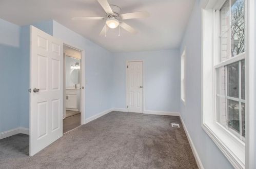 884 Grange Ct, Atlanta GA 30315-6956 exterior