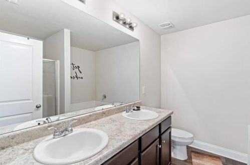 7123 Fringe Flower Dr, Austell GA exterior