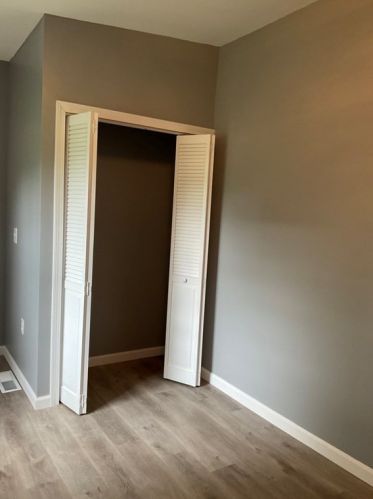 24 Ina St, Springfield MA  01109-2634 exterior