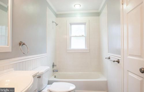 49 Albemarle Ave, Trenton NJ  08638-3501 exterior