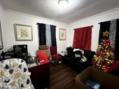 22 Seeley St, Paterson NJ 07501-3112 exterior