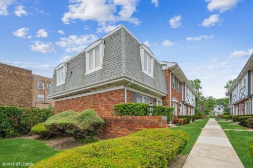 2314 111th St, Chicago, IL 60643-3967