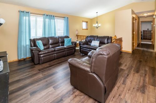 15819 Gooseberry Way, Saint Paul MN 55124-5138 exterior