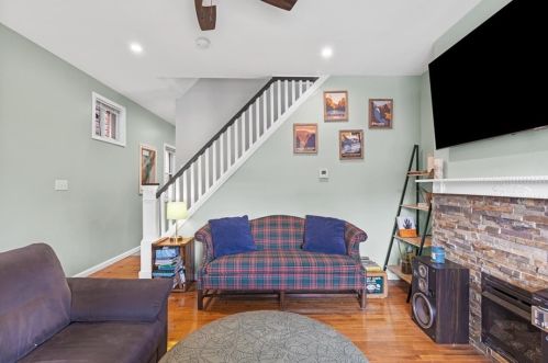 5603 Mccandless Ave, Pittsburgh PA 15201-2229 exterior