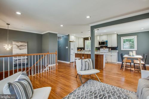 8007 Kidd St, Alexandria VA 22309-1131 exterior