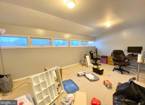 271 Ashmore Ave, Trenton NJ 08611-1322 exterior