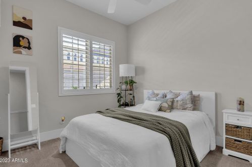 8969 8th Dr, Phoenix AZ  85021-8319 exterior