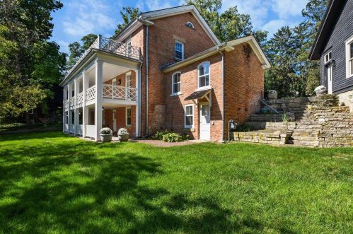 3706 Nakoma Rd, Madison WI  53711-2912 exterior