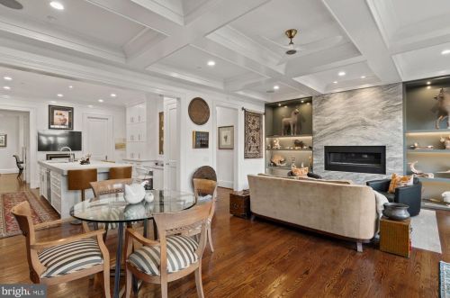 2735 Cathedral Ave, Washington DC  20008-4119 exterior