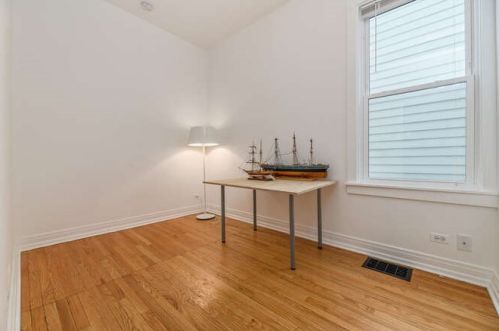 2515 Lyndale St, Chicago IL 60647-3112 exterior