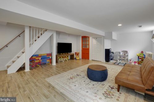 707 Silver Spring Ave, Silver Spring MD  20910-4661 exterior