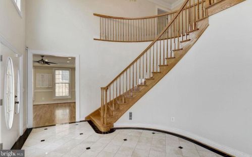 13779 Travilah Rd, Rockville MD  20850-3532 exterior