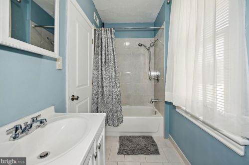 2168 37 St, Camden NJ 08110-2208 exterior