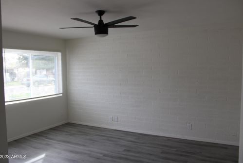 11612 21 Dr, Phoenix AZ 85015-5408 exterior