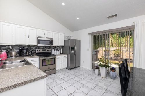 2326 Tullamore Cir, Lithonia GA 30039-7039 exterior