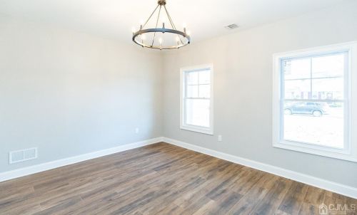 20 Linden Ave, Edison NJ 08817-3208 exterior