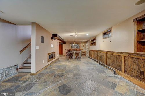 985 6th St, Philadelphia PA  19123-1405 exterior