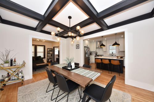 2210 Oklahoma Ave, Milwaukee WI  53207-2924 exterior